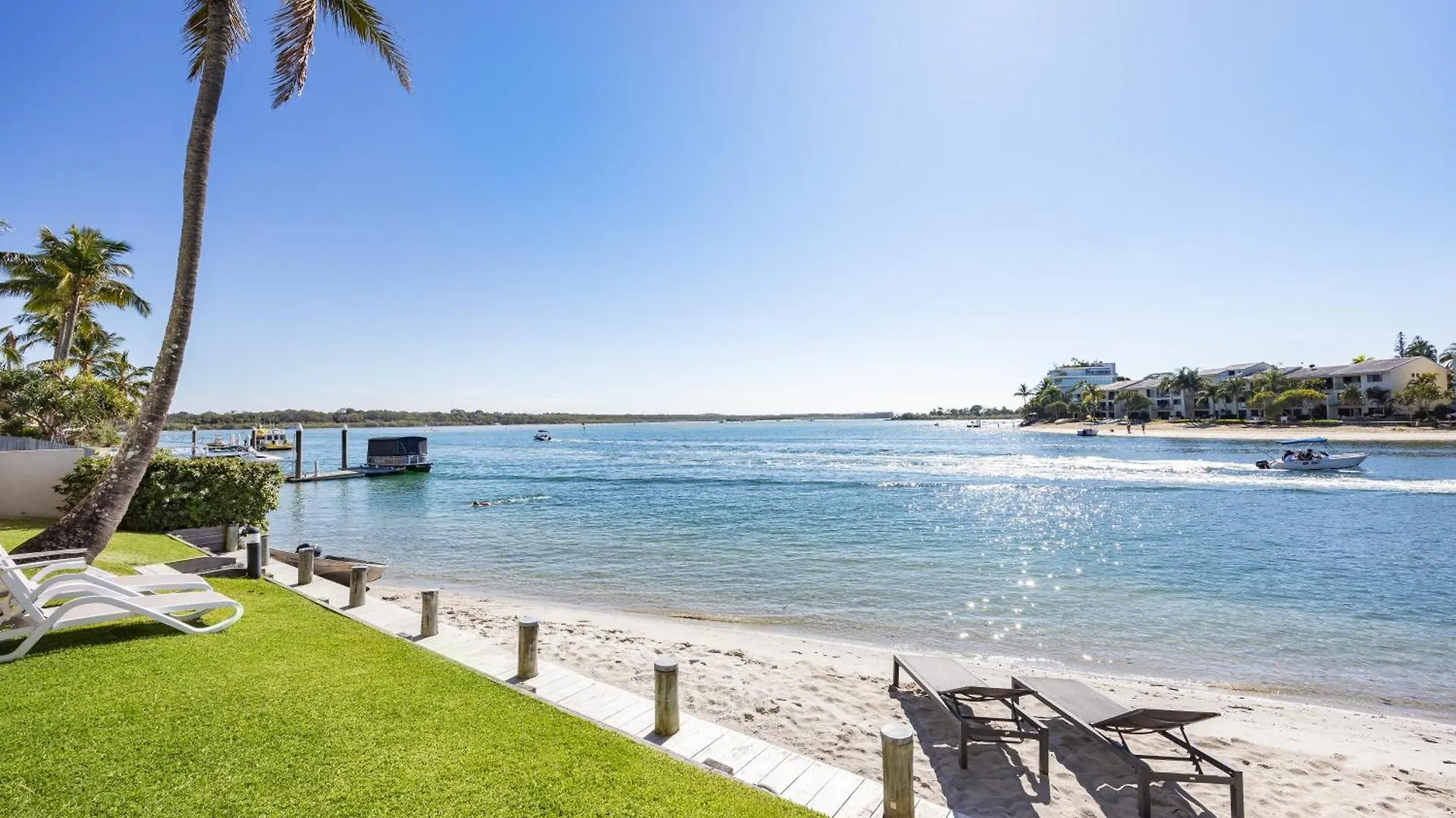 Apartment Bellavista 3 Riverfront With Beach Noosaville